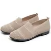 Nuevos Zapatos de Tela Old Beijing Transfronterizos para Mujer Transpirables Huecos Slip-on Suela Suave Casuales para Mujer Zapatos para Madres de Mediana Edad y Mayores