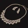 Corrente para Clavícula Novo Estilo Joias Brincos de Strass para Noiva Conjunto de Colar Pingente Feminino Corrente Curta para Suéter Joias N344