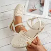 Sandalias de Cuña de Gran Tamaño para Mujer de Comercio Exterior Europeo y Americano Verano 2025 Nuevo Estilo Baotou Trenzadas Caladas Hebilla de Una Sola Tira Sandalias para Mujer