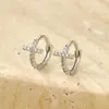 Pendientes de Plata de Ley 925 de Venta Caliente con Diseño de Cruz de Diamante Super Brillante para Hombres y Mujeres, Pendientes de Tachuela para Cartílago de Oreja Simples, de Nicho, Versátiles y Personalizados