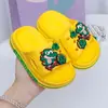 Chinelos infantis de EVA para o verão, para meninos e meninas, para ambientes internos e externos, antiderrapantes, com sola macia, sandálias fofas de desenho animado para bebês e crianças maiores
