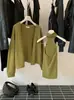 Colección de Otoño Y.JIA: Conjunto de Dos Piezas para Mujer: Cárdigan de Punto Holgado + Top Halter Adelgazante 601