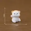 Paisaje en miniatura con lindas figuritas de gatitos con moños, adorables decoraciones DIY para casa de muñecas y pequeños adornos de escritorio