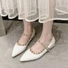 Verano 2025 Nuevo Estilo Una Línea Suela Plana de Moda Versátiles Zapatos de Ballet Punta Fina Charol Aumento Interior con Remaches para Mujer