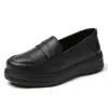 Nuevos Zapatos de Enfermera para Mujer en Stock, Modelos de Primavera y Verano, Suela Blanda, Transpirables, Antideslizantes, Zapatos Blancos para Trabajo Médico, Comercio Exterior Transfronterizo