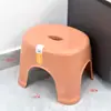 Banquinho Baixo para Uso Doméstico, Banquinho Espessado de Plástico para Lavar os Pés no Banheiro, Banco Banquinho de Borracha Durável, Resistente e Antiderrapante para Crianças