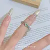 Novo Anel de Moda Criativo de Nicho com Strass Brilhantes e Franjas, Único e Versátil, com um Toque de Alto Padrão e Requinte
