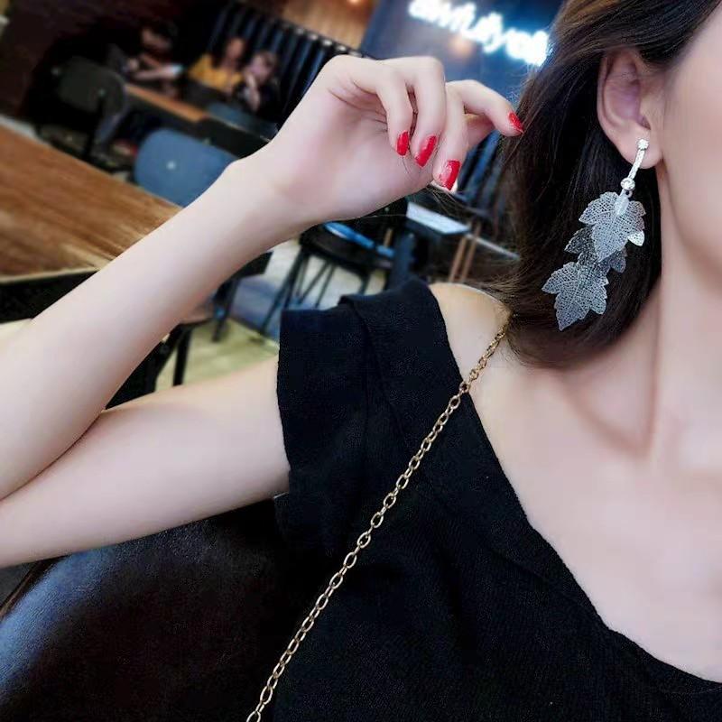 13067694794_29484936