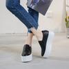 Primavera Nova Sapatos Femininos de Camada Única Estilo Coreano Sapatos Brancos Altura Interior das Mulheres Sapatos de Plataforma Aumentada Sola Grossa Slip-on Salto Alto Casual Sapatos Femininos