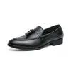 Zapatos de Cuero Británicos Retro con Punta y Borlas, Estilo Coreano, Mocasines Versátiles de Moda sin Cordones de Caña Baja para Hombres Jóvenes