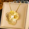 Nuevo collar de nube arcoíris azul turquesa con colgante de corazón y gota de aceite de ojo, cadena de clavícula de alta gama chapada en oro de acero inoxidable