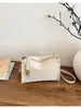 Bolso pequeño cuadrado vintage de alta gama para mujer, nuevo bolso simple de moda para el día a día, bolso versátil de hombro y cruzado, moderno