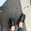 Zapatos mule, zapatos planos de suela blanda, versátiles, cómodos, a la moda, modernos, mocasines retro de punta cuadrada para mujer, nuevo estilo sin cordones