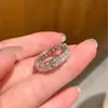 Anel Quadrado com Fileira Completa de Diamantes Banhado a Ouro Real Livro Vermelho Pequeno Venda Quente Anel de Dedo de Luxo Leve para Mulheres Dropshipping