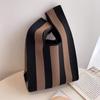 Ins Internet celebridade bolsa feminina malha lã balde saco japonês e coreano estilo all-match bolsa casual bolsa tote lancheira saco