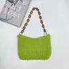 Nova bolsa de ombro única em crochê com corrente de âmbar acrílico, bolsa de mão de cor sólida, bolsa de palha versátil, bolsa de praia para férias para mulheres