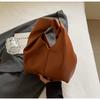 Bolso de Diseño Nicho Único 2025 Nuevo Bolso de Mujer Verano Popular Versátil Bolso de Mano Súper Popular Bolso Cubo Portátil