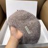 Fábrica de Boinas de Mohair En Stock Tejida para Cabeza Grande Sombrero de Artista para Mujer, Otoño e Invierno Venta al por Mayor Boina de Lana