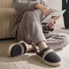 Chinelos de algodão listrados para homens, chinelos de inverno para casa, quentes e antiderrapantes, com sola macia, para uso doméstico, atacado