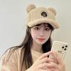 Gorra de béisbol cálida y gruesa de peluche de cordero para otoño e invierno, nueva gorra con visera y orejas de bola de pelo japonesa linda y combinable para mujer