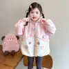 Casaco de Outono para Meninas 2026 Novo Super Fofo Bebê Manga Longa Blusa Jaqueta com Capuz Primavera e Outono Roupa Infantil