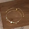 Chapado en Oro Real Zirconia Micro-Pavimentado Joyería de Mano Elegante Pulsera de Tirar Ajustable Corazón Calado de Cristal de Alta Gama para Mujer