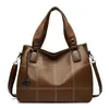 Nova Bolsa Tote de Grande Capacidade Transfronteiriça para Mulheres, Bolsa de Ombro Transversal com Bordado Patchwork Estilo Coreano, Bolsa de Mão Moderna e Tendência
