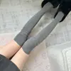 Calcetines Finos Empalmados para Mujer Otoño e Invierno Color Sólido Simples Calcetines Largos hasta la Rodilla Calcetines Rayados Verticales Estilo Japonés Calcetines Largos