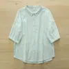 Camisa Blanca de Algodón Puro para Mujer, Estilo Artístico Fresco de Verano 2026, Bordado Pesado en Cuello Floral, Mangas Tres Cuartos, Camisa Básica de Moda