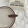 Set de Pasadores para el Cabello con Puntos Polka Marrón-Rosa y Borde Ondulado Vintage, Pinza de Pico de Pato con Textura de Acetato, Pinza Suave Francesa para Flequillo Lateral