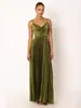 Vestido de noche plisado de verano 2026 nuevo, transfronterizo europeo y americano de Amazon, con tirantes, sin espalda, color liso, de cintura alta para mujer