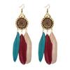 Venda imperdível brincos de penas vintage estilo étnico brincos longos multicoloridos de penas de feriado brincos de cordão de contas brincos circulares