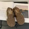 Sapatos Peludos de Pele de Ovelha com Solado Macio para Mulheres 2026, moda para usar ao ar livre com fivela, sapatos quentinhos de pelúcia estilo Birkenstock