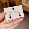 Pendientes de Botón Geométricos de Perlas para Mujer Atmósfera Retro Otoño/Invierno Francés Diseño de Nicho Sensación de Alta Gama Joyería para Orejas de Lujo Ligero