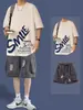 Conjunto casual de verão para homens, conjunto moderno de shorts de manga curta, combinado com uma camiseta jovem para um look de duas peças descolado e estiloso
