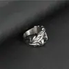 Europa y Estados Unidos nuevo anillo de garra de dragón de acero de titanio tendencia de personalidad punk anillo de garra mágica de acero inoxidable suministro directo de fabricantes