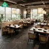 Restaurante de hot pot de roca en cadena estilo montaña con mesas y sillas para hot pot, estufa de inducción integrada, restaurante de barbacoa sin humo con sillas de comedor de ratán