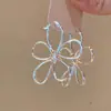 Brincos de Flor Torcida Vazados Brilhantes, Luxo Leve, Moda de Alta Qualidade, Brincos de Pressão Exquisitos, Únicos e Versáteis, Acessórios de Orelha Elegantes para Mulheres