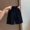 Conjunto de primavera e outono para meninas: roupas de bebê estilosas, moda infantil da moda, design exclusivo, camiseta de malha e renda, calça pantalona estilo coreano