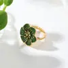 Venda Quente Transfronteiriça Elegante Temperamento Flor Pingada Esmaltada Conjunto de Joias Colar Pulseira Brincos Anel Estilo Corte Retro