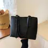 Novedad Otoño 2026 Bolso de Hombro Grande de Gran Capacidad Bolso de Mano para Viaje Almacenamiento Casual Simple Color Sólido Bolso Tote Elegante