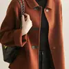 Abrigo de Lana Beige para Mujer, Otoño e Invierno 2025 Nuevo Engrosado de Moda Estilo Coreano Versión Corta para Figuras Pequeñas, Elegante Top de Manga Larga
