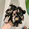 Presilha de Metal Vintage com Laço Floral para Cabelo Feminino 2025 Nova High-end Flor Meio-rabo Grampo de Cabelo Traseiro Acessório de Cabeça