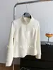 Chaqueta de corte tridimensional ajustada, abrigo corto para mujer, sudadera suave y lisa con doble cremallera para ceñir la cintura, principios de primavera 2026