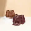 Nova Bolsa de Mão Tecida de Luxo Leve para Mulheres, Bolsa de Ombro, Grande Capacidade, Textura de Corrente, Bolsa para Paraquedas