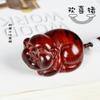Palo de Rosa Zodiaco Cerdo Talla en Madera Cerdo Feliz Pieza de Mano Juguete de Madera Artesanías de Madera para Hombres