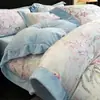 Juego de Cuatro Piezas de Terciopelo de Leche Francés Cálido y Engrosado 2025 Nuevo Otoño e Invierno Estampado de Terciopelo Coral Sábanas y Ropa de Cama