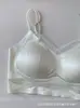Camisole com alças duplas brilhantes e leves, decote em V com acabamento em renda, costas lisas e bonitas, para mulheres, com bojos push-up, sutiã interno