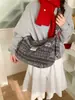 Bolsa Bolsa Transversal Moda Feminina Inverno Bolsa de Balde Pelúcia Versátil Casual para o Dia a Dia Bolsa de Ombro Simples Bolsa de Axila