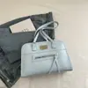 Bolsa Retrô de Grande Capacidade para Mulheres 2025 Estilo Estrangeiro Nova Moda Ombro Único Axila Bolsa Bowling Leve Grande Capacidade